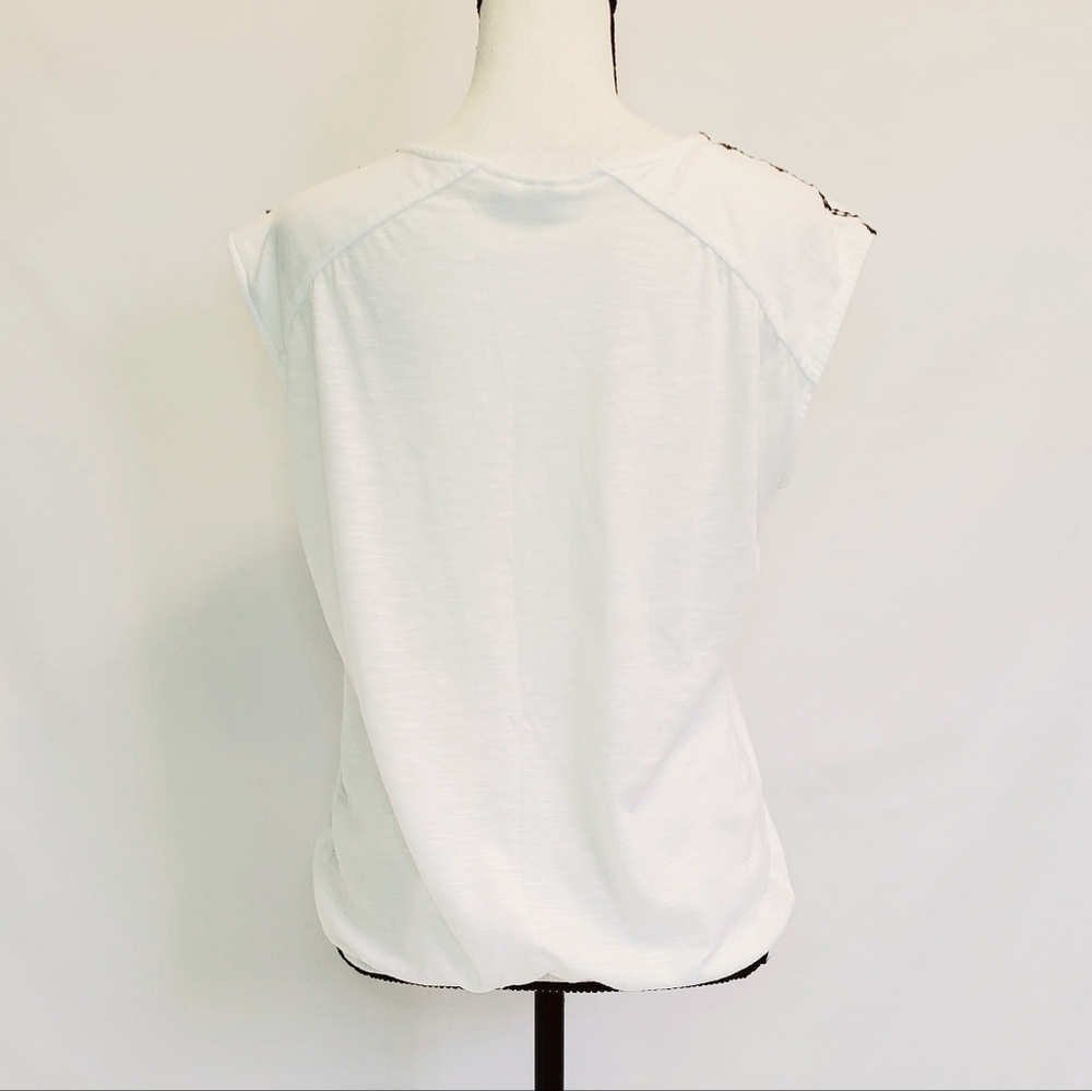 Cato Embroidered Cage Front V-Neck Sleeveless Top - Picture 3 of 6